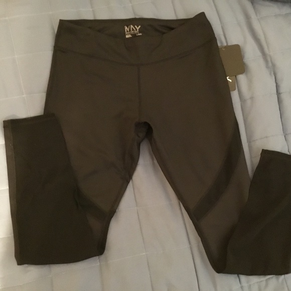 NWT Andrew Marc New York Performance Compression Performance Black Leggings - Picture 8 of 15